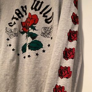 🌹🔥 stay wild rose sleeve shirt